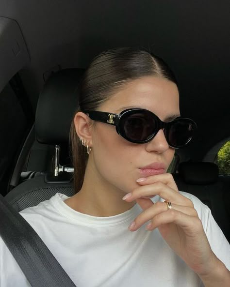 Oval Face Shape Sunglasses, Sunglasses Oval Face, Stylish Sunglasses Women, Celine Triomphe Sunglasses, Sunglasses For Small Faces, Celine Glasses, Elegant Sunglasses, Being Productive, Sunglasses Outfit