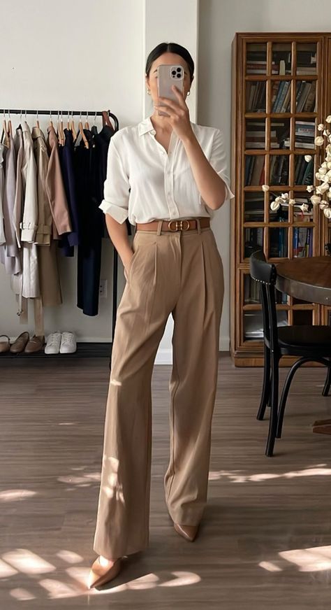 5 Days of Spring Business Casual Workwear [+Video] - LIFE WITH JAZZ Outfit Formal Mujer, Adrette Outfits, Spring Business Casual, Professional Outfits Women, Chique Outfits, Business Casual Outfits For Women, Business Casual Outfits For Work, Mode Casual, Classy Work Outfits