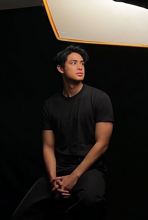 Donny Pangilinan Wallpaper, Joseph Marco, Cute Texts For Her, Starfish Story, Tall Dark And Handsome, Dark And Handsome, Lash Quotes, Cute Dog Wallpaper, Donny Pangilinan