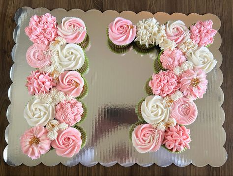 Cupcake cake, floral cupcakes, 17th birthday, cake inspiration 17 Number Cake, 17 Birthday Cupcakes, Pink 17th Birthday Cake, 19th Birthday Cupcakes, Sweet 16 Cupcake Cake, Birthday 17 Cake, 15 Cupcake Cake Number, 17th Birthday Cupcakes, 18th Birthday Cupcakes Ideas