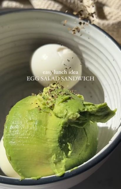 Meal Prep Champ🍱 on Instagram: "Egg salad sandwich 🤍 by @kizactivelife An easy and delicious lunch idea 🙌🏼 I haven’t made this in ages!! I always forget how good it is 😍 Ingredients: 2 hard boiled eggs 1/2 an avocado 1tbsp Greek yogurt 1tsp Dijon mustard Dash of lemon juice 1tsp mixed herbs A pinch of salt Mash together and add onto some bread along with some lettuce Slice up and enjoy 😊 #eggsalad #eggsaladsandwich #eggsaladrecipe #easylunch #easylunchideas #lunchideas #lunchinspo #easyrecipes #easymeals #easymealideas #healthymealideas #mealinspo #healthyfoodinspo #healthyfoodshare #deliciousfood" Breastfeeding Food, Boiled Egg Sandwich, Egg Salad Sandwich, Healthy Entrees, Breastfeeding Foods, Egg Salad Sandwiches, Egg Salad Recipe, Lunch Idea, Delicious Lunch