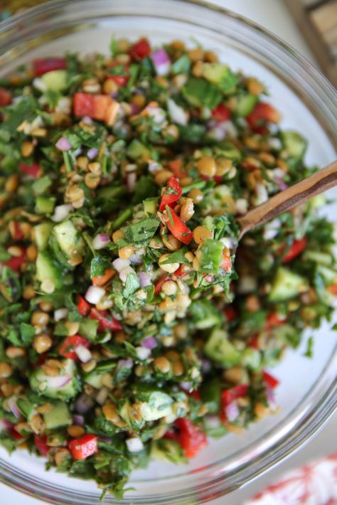 Lentil Tabbouleh, Moroccan Carrot Salad, Moroccan Carrots, Gym Program, Bacon Cauliflower, Produce Recipes, Yummy Salads, Recipes To Cook, Greek Salad Pasta