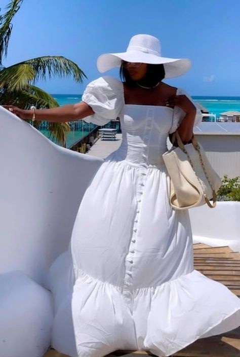 Picnic Wears For Ladies, All White Picnic Outfit, Picnic Dress Outfits Summer, Baptism Outfit Women, White Birthday Dress, Dressing Ideas, Holiday Clothes, Luxury Lifestyle Women, Picnic Dress