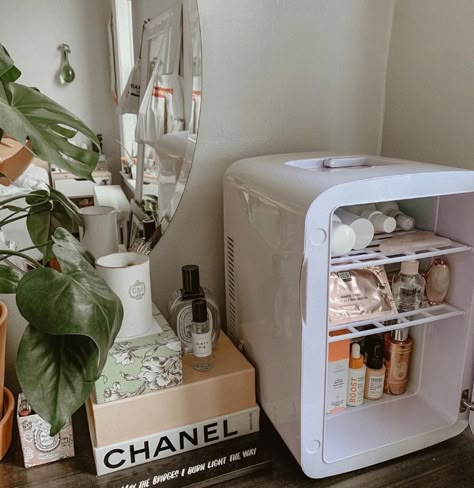 Fridge Aesthetic, Fridge Essentials, Rangement Makeup, Mini Fridge, Cute Room Decor, Room Inspiration Bedroom, Beauty Room, Room Ideas Bedroom, Aesthetic Bedroom