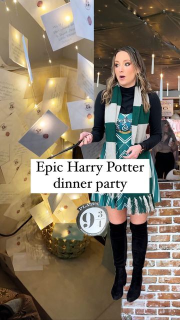 Halloween Party Harry Potter Theme, Harry Potter Christmas Dinner Table, Harry Potter Dining Table, Harry Potter Dinner Party Table Settings, Harry Potter Birthday Party Ideas For Adults, Grown Up Harry Potter Party, Harry Potter Dinner Table, Harry Potter Cocktail Party, Harry Potter Themed Christmas Party