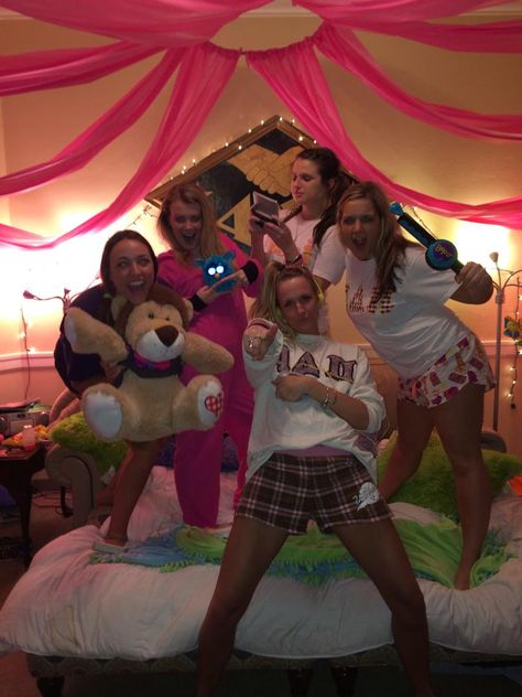 80s Sleepover Aesthetic, 60s Sleepover, 2000s Sleepover Aesthetic, 90s Sleepover, 2000s Sleepover Bachelorette, Sleepover Nostalgia, Teen Sleepover, 90s Teen, 90s Theme