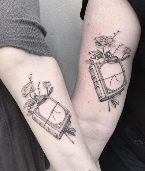 Writer Tattoo, Book Inspired Tattoos, Little Prince Tattoo, Bookish Tattoos, Z Tattoo, Literary Tattoos, Парные Тату, Bff Tattoos, Friendship Tattoos