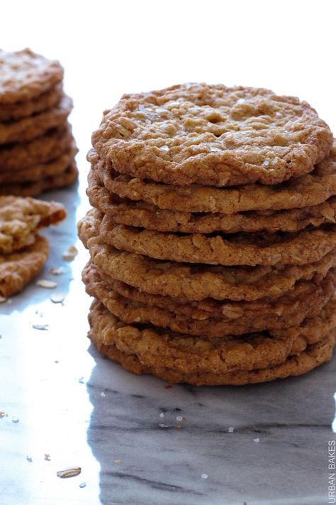 Cookies Gooey, Oatmeal Butterscotch, Crispy Oatmeal Cookies, Oatmeal Butterscotch Cookies, Toffee Chips, Butterscotch Cookies, Gooey Cookies, Crispy Cookies, Oatmeal Cookie Recipes