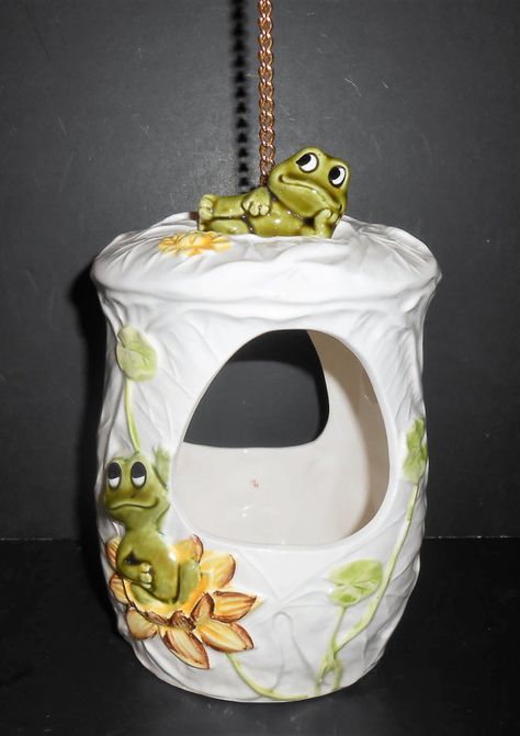 Lily Pad Flower, Frog Family, Frog House, Frog Ornaments, Garden Frogs, Hanging Candle Holder, Frog Theme, Hanging Candle, Frog Jewelry