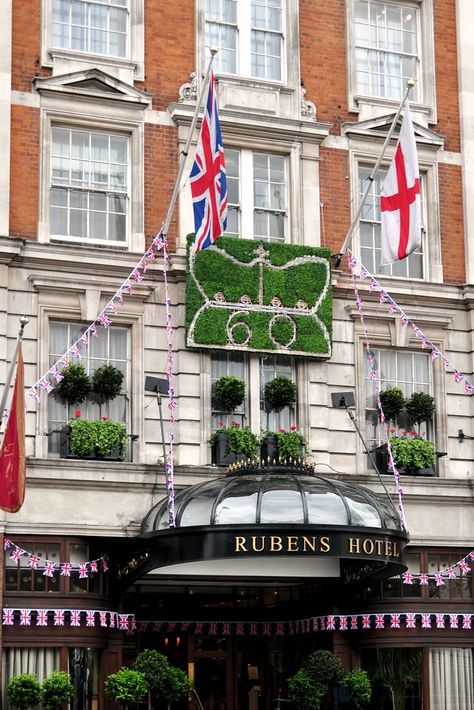 The Rubens at the Palace | Arriving at the Rubens at the Pal… | Flickr Palace London, Palace Hotel, London Hotels, London Town, London Love, Town Country, Stonehenge, England Travel, British Isles