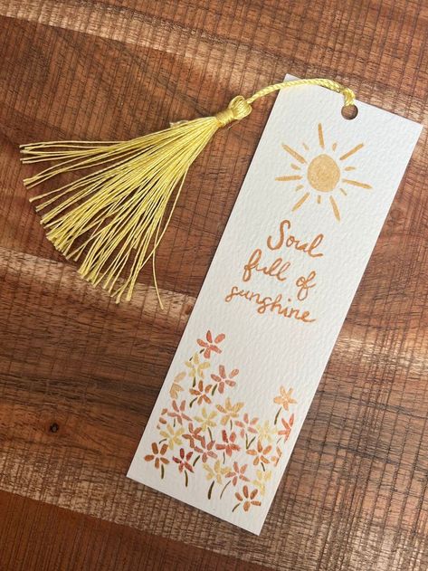 This watercolor bookmark features a hand painted flower scene with the quote “Soul full of sunshine.” This is a hand painted, made-to-order bookmark, so there may be slight differences than the picture above. It is 2"x6" and made with high quality watercolor paper and watercolor paints.  |  #easyart #watercolour #wildflowers #flowersart #artgallery #artprocess #paintingprocess #paintingtutorial  #artforbeginners Bookmark Diy Watercolor, Watercolor Bookmarks Ideas Simple, Book Mark Watercolor, Bookmarkers Diy, Marque Page Diy, Watercolor Bookmarks Diy, Hand Painted Bookmarks, Pretty Bookmarks, Soul Full Of Sunshine