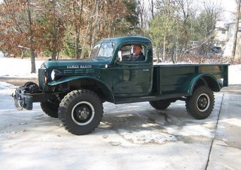 Dodge needs to start making flat fender beasts like this again. 1963 Dodge Power Wagon Power Wagon For Sale, Chevy Trucks Older, Studebaker Trucks, Dodge Cummins, Dodge Power Wagon, Pickups For Sale, Antique Trucks, Built Truck, Power Wagon