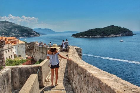 Why SEPTEMBER is the best month to visit Croatia | Croatia Week Croatia Holiday, Ocean Cruise, Plitvice Lakes National Park, Visit Croatia, Plitvice Lakes, Dubrovnik Croatia, Croatia Travel, Beaux Villages, Zadar