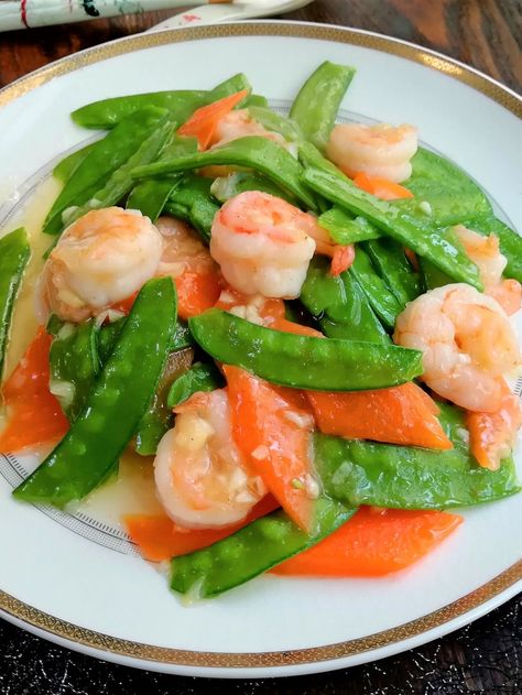 Shrimp And Snow Peas Recipe, Peas And Carrots Recipe, Shrimp Stir Fry Recipe, Vegan Healing, Snow Peas Recipe, Home Cooked Food, Peas And Carrots, Shrimp Stir Fry, Chinese Cooking Recipes