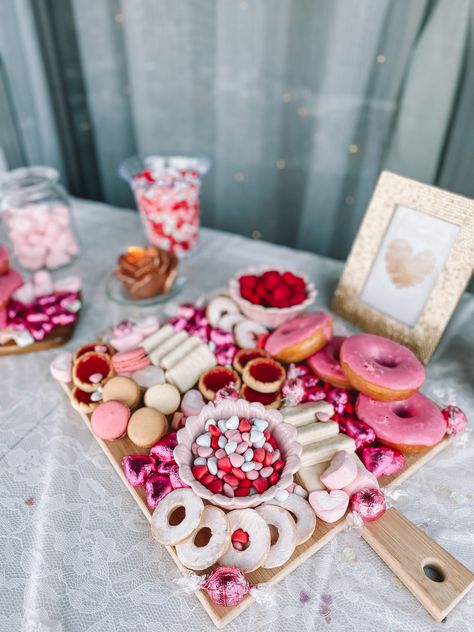 Pink, Sweets, Galintines, Valentines, Pink Food, Girls Night Pink Grazing Board, Bring A Board Night Ideas Pink, Pink Board Food, Pink Bring A Board Night, Pink Board Night, Pink Food Boards For Parties, Pink Fruit Platter, Bring A Board Night Colours, Pink Charcuterie Board Ideas