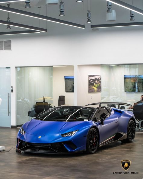 Huracan Performante Spyder, Miami Winter, Lamborghini Huracan Performante, Huracan Performante, Car Aesthetics, Lamborghini Huracan, Cute Couples Goals, The Prestige, Supercars