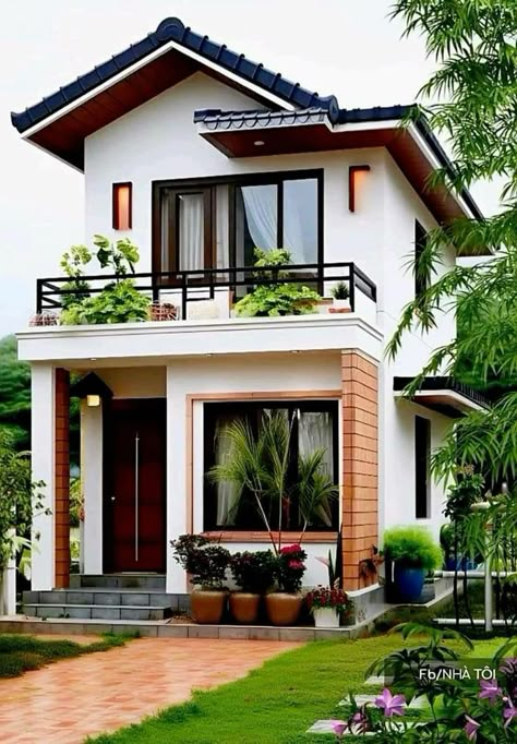 Hacienda Interior Design, Modern Hacienda, Outside Design, Exterior Wall Design, House Outside, Studio Apartment Ideas, House Outside Design, Modern House Exterior Colors, Village House Design