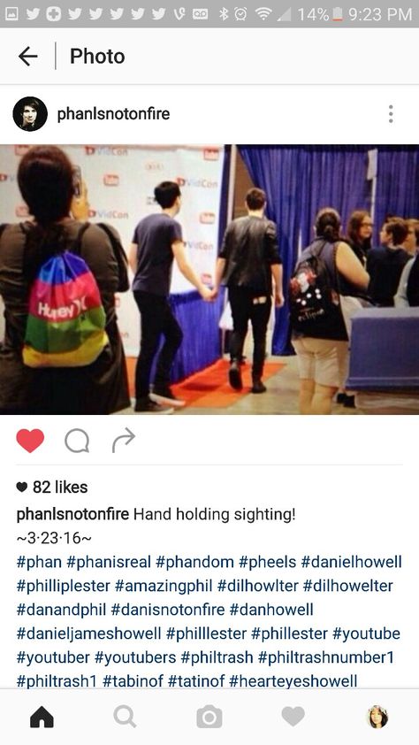 HOLY SHIT PHAN IS REAL O.o<<<< Everyone RELAX I hold hands with my close friends all of the time! It's not proof please respect their privacy. Phan Proof, Heart Eyes Howell, Phan Is Real, Daniel James Howell, Dan And Phill, Daniel Howell, Hold Hands, Phil Lester, Dan Howell