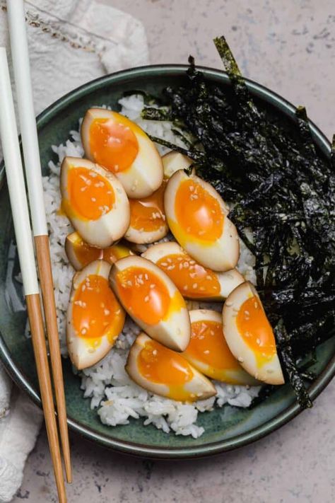 Soy Sauce Eggs (Shoyu Tamago) - Well Seasoned Studio Eggs And Rice, Soy Sauce Eggs, Egg Calories, Vegetarian Ramen, Asian Dish, Thai Street Food, Thai Dessert, Japanese Recipes, Sticky Rice