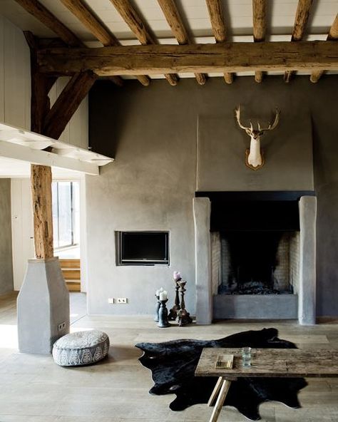 Fireplace Inspirations Cob Homes, Concrete Fireplace, Hotel Interior Design, Home Fireplace, Beautiful Interior Design, Beautiful Spaces, Fireplace Design, A Living Room, Rustic Interiors