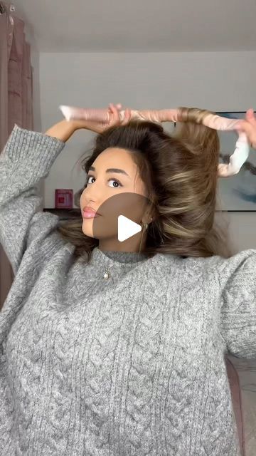 Sara Saadia on Instagram: "How to set in/refresh a blowout overnight (I only kept it in for a few hours whilst I was doing other things in the house!)   #heatlesshair #hairhacks #hairtipsandtricks #overnightblowout #heatlessblowout #heatlesscurls #hairbrained #hairideas #hairinspo #hairtutorial" Heartless Curl Tutorial, No Heat Blowout, Heartless Blowout Overnight, Heartless Blowout, Heatless Blowout Overnight, Overnight Blowout Hair, Blowout Curls, Overnight Hairstyles, No Heat Hairstyles