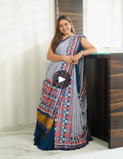 Dolly Jain, Patola Saree, Drape Saree, Diy And Home Improvement, Indian Bridal Outfits, Beautiful Drapes, Bridal Outfits, Indian Bridal, Indian Outfits