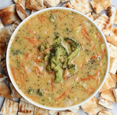 Broccoli Cheddar Soup – Six Vegan Sisters Six Vegan Sisters, Vegan Cheddar Cheese, Vegan Broccoli, Vegan Cheddar, Vegan Lunch Recipes, Soup Vegan, Broccoli Cheese Soup, Broccoli Cheddar Soup, Vegan Soup Recipes