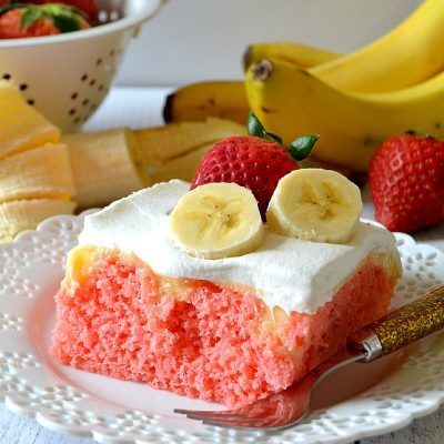 Banana Custard Cake, Banana Poke Cake, Custard Cake Filling, Strawberry Banana Pudding, Strawberry Banana Cakes, Banana Custard, Coconut Poke Cakes, Instant Banana Pudding, Banana Pudding Poke Cake