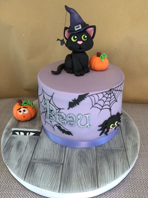 Halloween witches black cat cake Black Cat Cake Halloween, Halloween Cake Kids Birthday, Halloween Cat Cake Ideas, Witches Cake Ideas, Black Cat Cake Ideas, Witch Cake Birthdays, Black Cat Birthday Cake, Witch Cake Ideas, Halloween Theme Birthday Cake