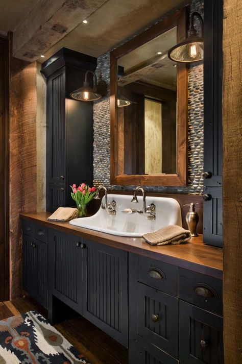 Rustic yet refined mountain home surrounded by Montana’s wilderness Locati Architects, Makeover Kamar Mandi, Western Montana, Rustic Farmhouse Bathroom, Farmhouse Bathroom Remodel, Farmhouse Bathroom Decor Ideas, Modern Rustic Farmhouse, Rustic Bathroom Vanities, Rustic Bathroom Designs