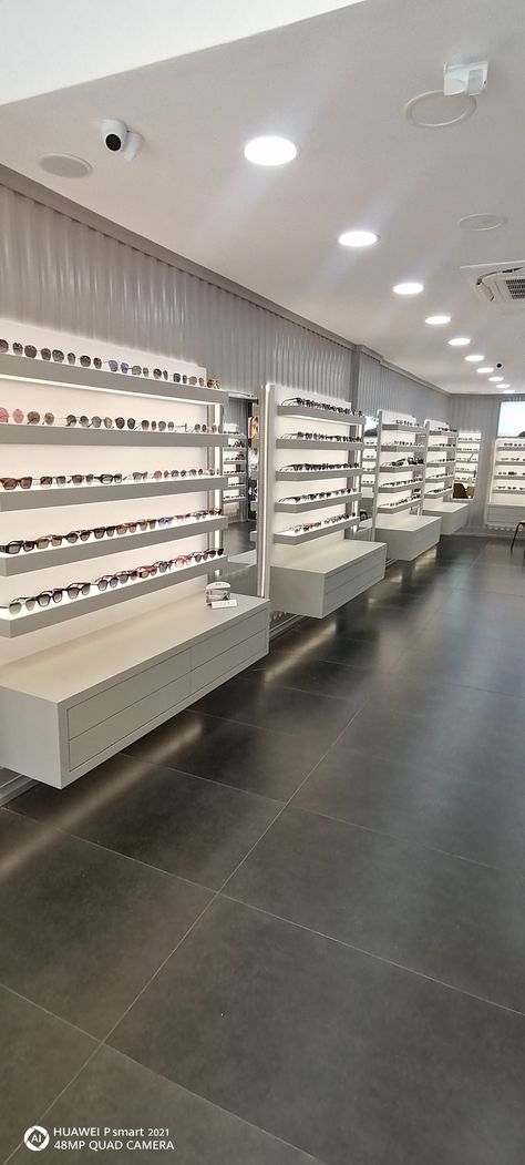 Optical Showroom Interior, Optical Office Design, Eyewear Store Design Optical Shop, Opticals Showroom, Opticians Store Design, Retail Cabinets, Optical Store Design, Optical Shop Interior Design, Optical Shop Design