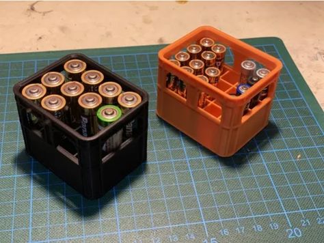 Battery holder in shape of beer crates, AA and AAA option AA holds up to 12 batteries AAA holds up to 20 batteries -External dimension 59L x 55W x 52H -Nozzle 0.4 -Resolution 0.28 ( it can be lower for better quality, but I did not find necessary) -No supports needed -Build plate adhesion: skit ( if your printer adhesion isn't good I would suggest print it with Raft on, due to the triangular holes in the bottom ) -Biggest bridge is 25 mm long -Infill doesn't affect -Shell : 3 walls No post ... Cool 3d Prints, 3d Tiskárna, Useful 3d Prints, 3d Things, Beer Crate, Drukarka 3d, 3d Printing Art, 3d Printer Designs, 3d Printing Diy