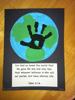 There's No School Like Homeschool: Earth Handprint Craft Tutorial Toddler Sunday School, September Crafts, Easter Crafts Preschool, Children's Church Crafts, Vbs 2023, No School, Bible Story Crafts, Heavenly Bodies, Vbs 2024