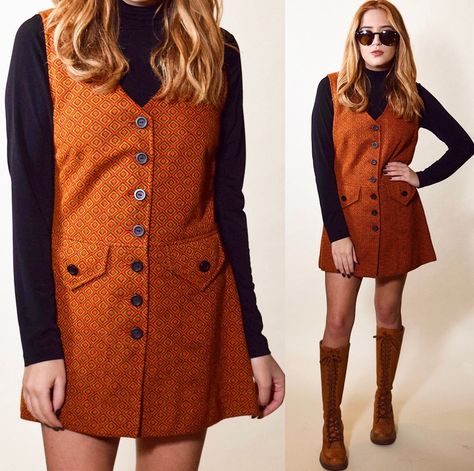 1960s authentic vintage groovy geo print button down jumper/tunic/mini sweater vest dress women's size small 60s Sweater Vest, 60s Attire For Women, 60s Vest, 70s Jumper, 1960s Outfit, Vintage Retro Outfits, Sweater Vest Outfit Women, Button Down Sweater Vest, 1960 Outfits