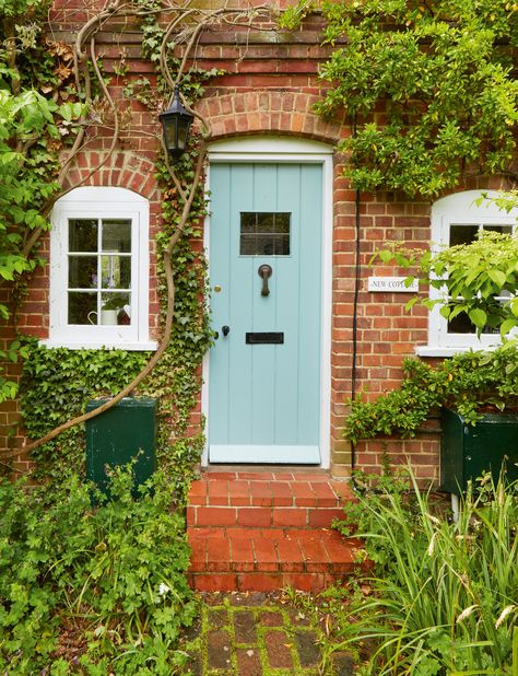 blue pastel door with white windows and bricks Seaside Front Door, Internal Porch Doors, Pastel Front Door, Refinishing Doors, Cottage Style Front Doors, English Door, Pastel Door, Painting Doors, Cottage Front Doors