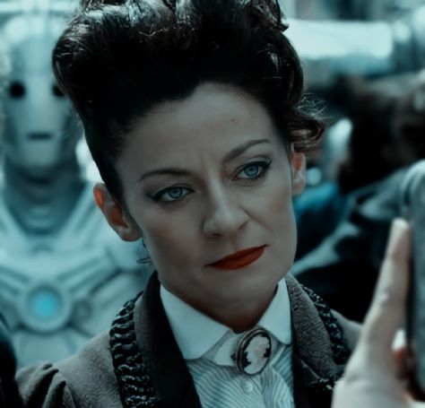 Missy Dr Who, Missy Doctor Who, Doctor Who Enemies, People In Space, Michelle Gomez, Best Character Names, 13th Doctor, Comic Con Cosplay, 12th Doctor