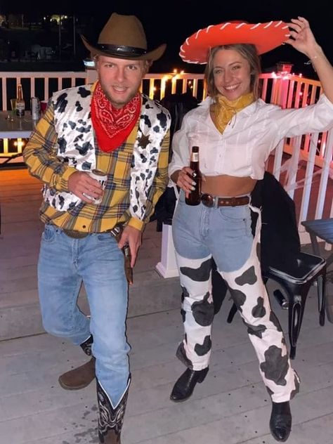 cowgirl Halloween costume: Disney Toy Story woody look Cowgirl And Cow Couple Costume, Cowboy Dressup Ideas Women, Western Couple Halloween Costumes, Western Costume Ideas, Halloween Costumes Western, Western Costume Women, Reverse Cowgirl Costume, Cowboy And Cowgirl Couple Costume, Country Halloween Costumes