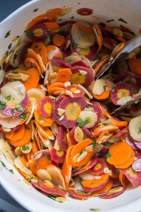 Carrot Salad Carrot Salad Recipes, Healthy Protein Meals, Summer Side Dish, Summer Side Dishes, Carrot Salad, Cucumber Salad, Delicious Salads, Clean Eating Recipes, Soup And Salad