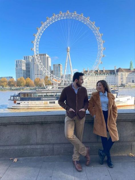 London Eye Couple, London Couple, Love In London, The Burj Khalifa, Dubai Skyline, Travel London, The London Eye, Timeless Architecture, Photography London