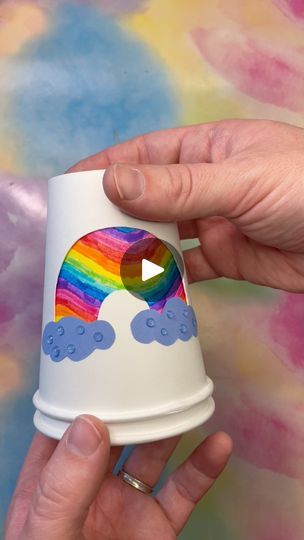 Kids Crafts Summer, Easy Rainbow Craft, Kids Activities Summer, Straw Craft, Paper Cup Crafts, Crafts Summer, Rainbow Craft, Straw Crafts, Coffee Cup Art