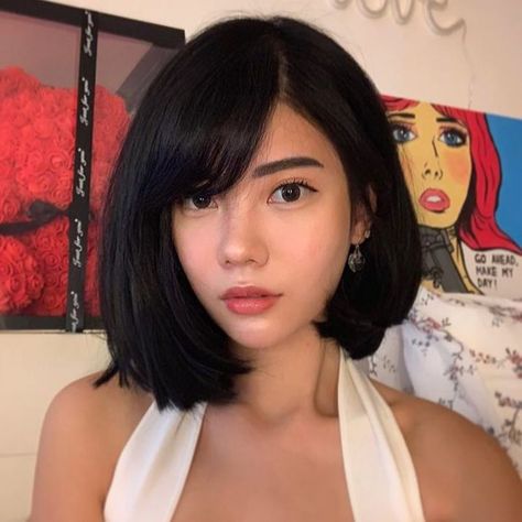 Asymetrical Haircut, Haircut Ideas Brown Hair, Assymetrical Hair, Short Asymmetrical Haircut, Asymmetrical Bob Short, Twist Box Braids, Ideas Haircut, Asymmetrical Bob Haircuts, Asymmetrical Haircut