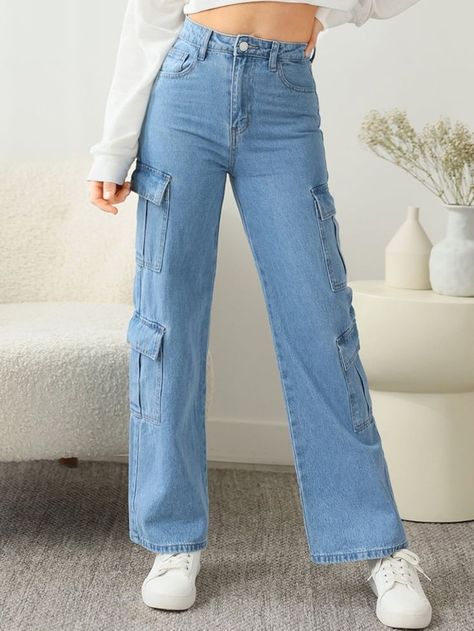 Girls Jeans Top Fashion, Pocket Jeans Outfit, Girly Jeans, Girls Jeans Top, Denim Cargos, Straight Cargo Pants, Teen Jeans, Cute Sweaters For Fall, Jeans For Girls