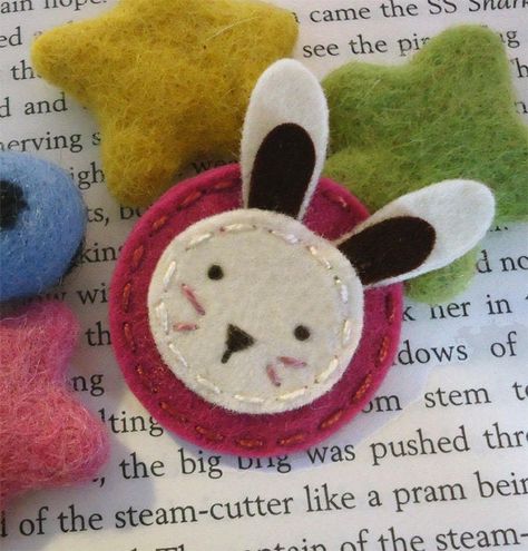 Felt Hair Accessories, Felt Hair Clips, Summer Harvest, Felt Bunny, Felt Brooch, Pistachio Green, Felt Animals, Felt Flowers, Felting Projects