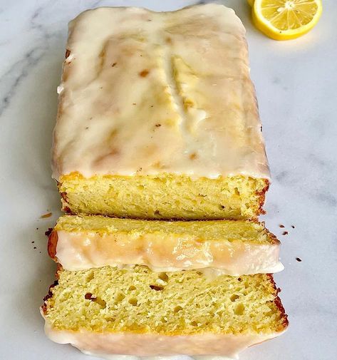 Weight Watchers Lemon Loaf Cake Recipe Greek Yogurt Lemon Loaf, Healthy Lemon Loaf Recipe, Healthy Lemon Muffins, Moist Lemon Loaf, Quick Bakes, Lemon Loaf Cake Recipe, Greek Yogurt Muffins, Twix Bars, Cinnamon Roll Muffins