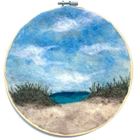 Beach Scene Needle Felting Kit - Felted Wool Wall Hanging - Beginner Felt Fiber Art Craft Kit - Gift for Crafter Needle Felting Painting Ideas, Needle Felted Beach Scene, Needle Felting Landscape Ideas, Wool Needle Felting Ideas, 2d Needle Felting Pictures, Needle Felt Painting, Needle Felted Pictures, Felt Scenes, Needle Felting Pictures