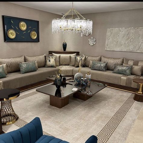 Moroccan Salon Living Rooms, Moroccan Home Design, Luxury Sofa Living Room, Moroccan Living Room, Moroccan Home Decor, Latest Living Room Designs, Corner Sofa Design, Modern Sofa Living Room, Living Room Decor Inspiration