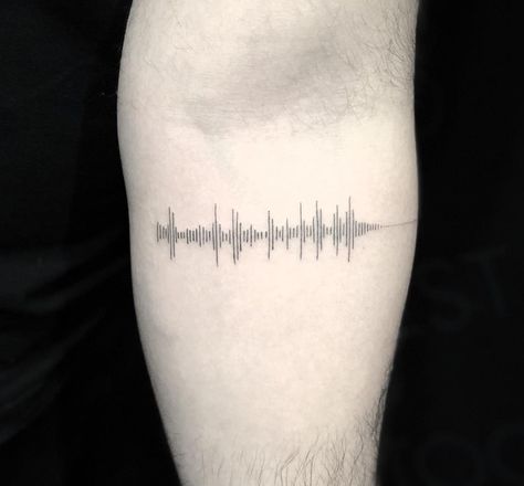 Soundwave Tattoo, Voice Tattoo, Sound Wave Tattoo, First Tattoo Ideas, Tattoos Aesthetic, Environment Facts, The Sweetest Thing, Sweetest Thing, Review Games