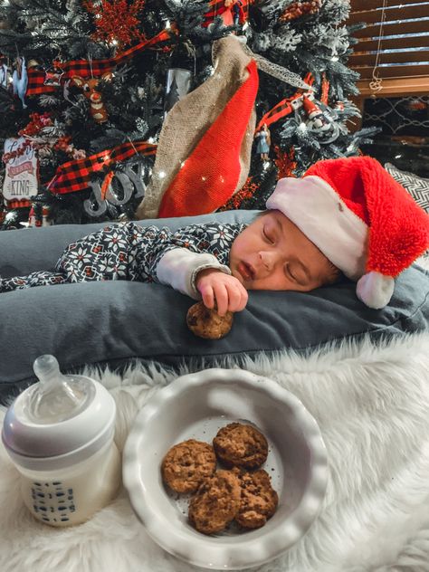 Merry Christmas Eve Eve, Christmas Eve Eve, Christmas Pic, Baby First Christmas, Christmas Picture, Milk And Cookies, Merry Christmas Eve, Photoshoot Idea, Baby Christmas