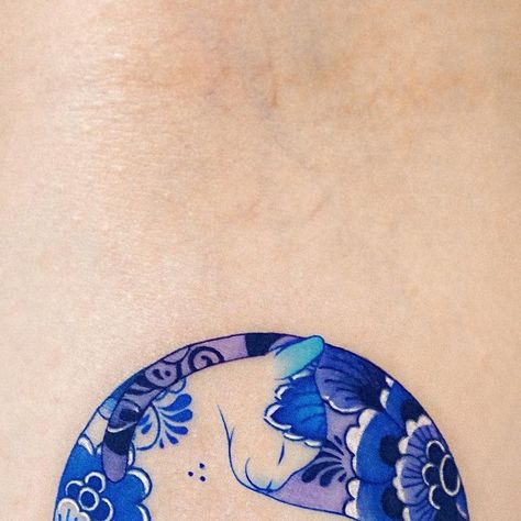 𝗘.𝗻𝗮𝗹 on Instagram: "Porcelain Yin-Yang Cats 🐱💙🐱 Thank you :) @e.nal.tattoo @vismstudio" Porcelain Cat Tattoo, Yin Yang Cat Tattoo, Porcelain Tattoo, Kintsugi Tattoo, Cat Tattoo, Tattoo On, Yin Yang, Tattoo Ideas, Porcelain