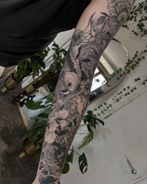 Woodblock Tattoo, A Sleeve Tattoo, Full Sleeve Tattoo, Sleeve Tattoo, How To Turn, Japanese Tattoo, Full Sleeve, Blackwork, Sleeve Tattoos